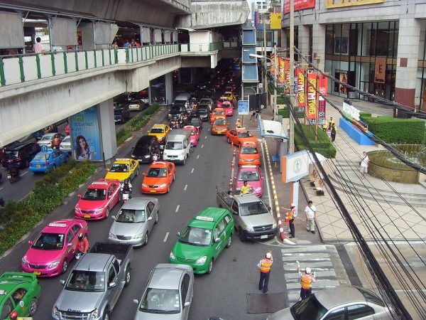Bangkok Menghabiskan Besar untuk Angkutan Umum – The Diplomat
