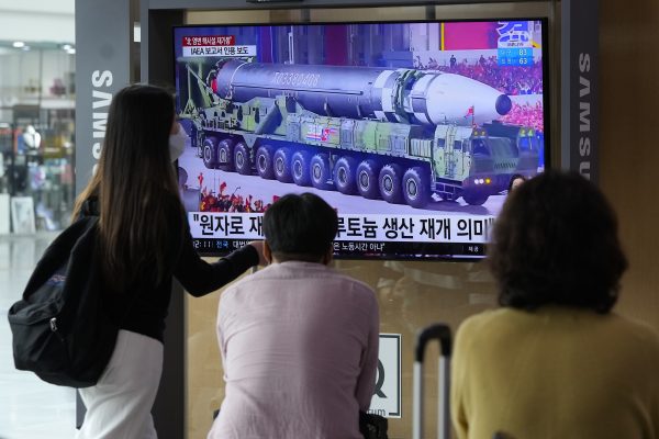 Belanja Online untuk Nukes?  Tonton Parade Militer Korea Utara.  – Sang Diplomat