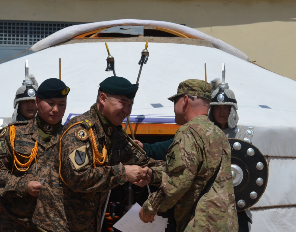 Kontribusi Angkatan Bersenjata Mongolia untuk Afghanistan – The Diplomat