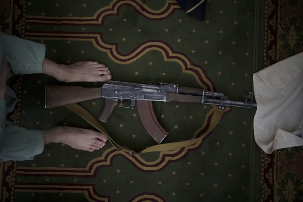 Taliban Secara Tidak Sah Membunuh 13 Etnis Hazara – The Diplomat