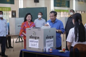 Cambodia Confirms CPP&#8217;s Landslide Victory in Commune Election