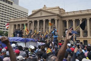 Sri Lankans Storm President’s House, Office in Biggest Rally Yet