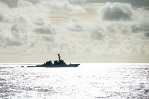 US Destroyer Sails Past Chinese-held South China Sea Islands