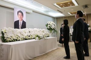 Across Party Lines, Taiwan Mourns Abe Shinzo