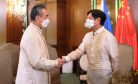 Chinese Foreign Minister Courts Philippines&#8217; President Marcos