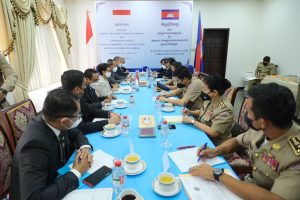 Indonesian FM Raises Trafficking Concerns During Cambodia Trip