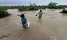 Pakistan Deploys More Doctors to Fight Diseases After Floods