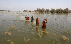 Aid Pours into Pakistan; Deaths From Floods Cross 1,200 Mark