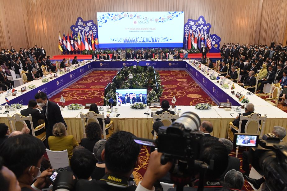 Global Leaders Grapple With Global Challenges During Cambodia Summits ...