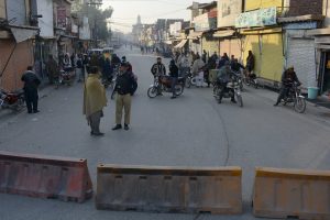 Pakistani Taliban Overpower Guards, Seize Police Center