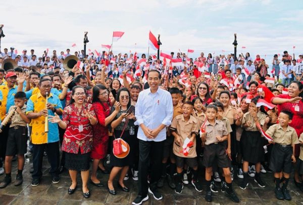 Jokowi mencatat peringkat persetujuan tertinggi sepanjang masa – Duta Besar