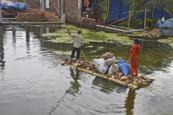 How Airlines are Adapting to Environmental Concerns in Bangladesh: Sustainable Innovations