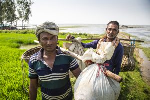 Bangladeshi Fishers and Farmers at the Frontline of Climate Change Bangladeshi Fishers and Farmers at the Frontline of Climate Change