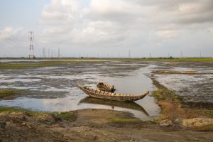 Bangladeshi Fishers and Farmers at the Frontline of Climate Change Bangladeshi Fishers and Farmers at the Frontline of Climate Change