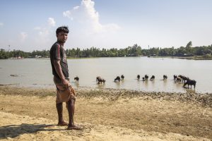 Bangladeshi Fishers and Farmers at the Frontline of Climate Change Bangladeshi Fishers and Farmers at the Frontline of Climate Change