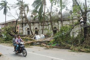 Fuerte ciclón inunda casas e interrumpe las comunicaciones en el oeste de Myanmar 