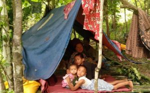 The Lives of Children in Myanmar The Lives of Children in Myanmar