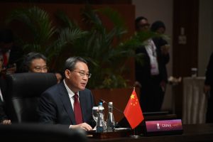 Chinese Premier Seeks to Calm South China Sea Concerns