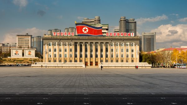 유엔 제재 본격 발효 이후 북한 수출 사상 최대 기록 – 더 디플로매트
