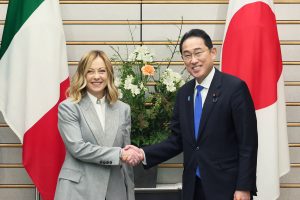 Japan, Italy Agree to Further Strengthen Bilateral Defense Ties