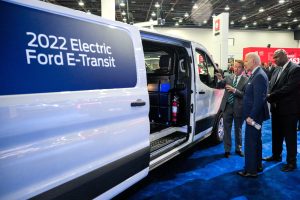 The Bipartisan Clash Over US Electric Vehicle Policy