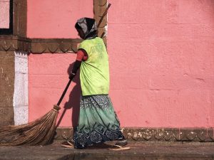 Inequalities of Caste and Contract in Sewage Work in Delhi