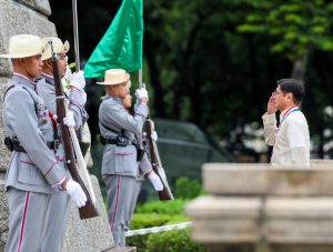 Philippine President Wants Police to Target Small-Time Drug Dealers
