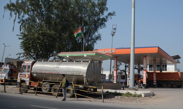 India-US Rift Boosts the Gulf’s Oil Leverage