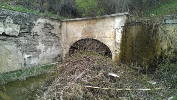 Underground and in the Shadows: How Uzbekistan Lives With Its Radioactive Legacy